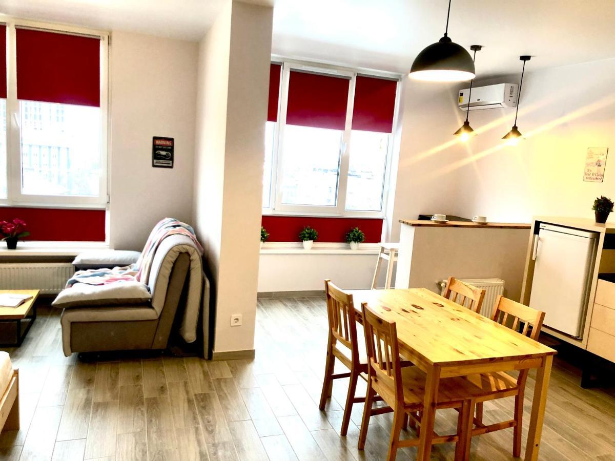 Osapart Beautiful Apartment In A Complex Semycvit Lwów Zewnętrze zdjęcie